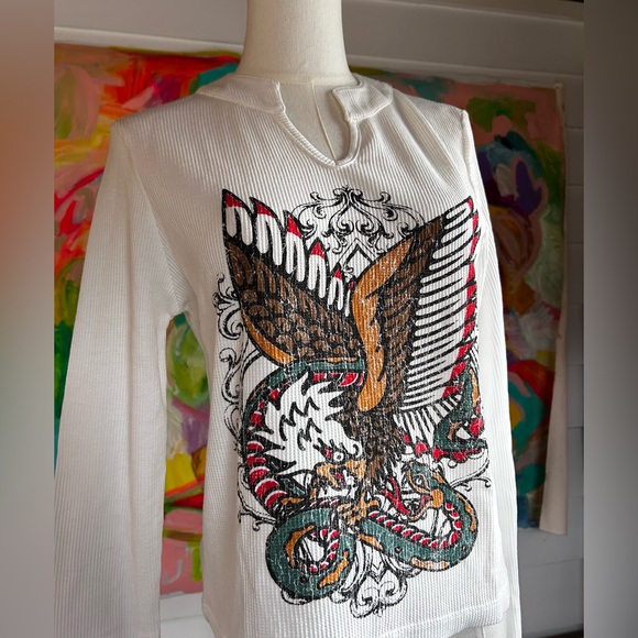 ✖️SOLD✖️Urban Outfitters Eagle Thermal Notch Neck Long Sleeve Large - Picture 2 of 11